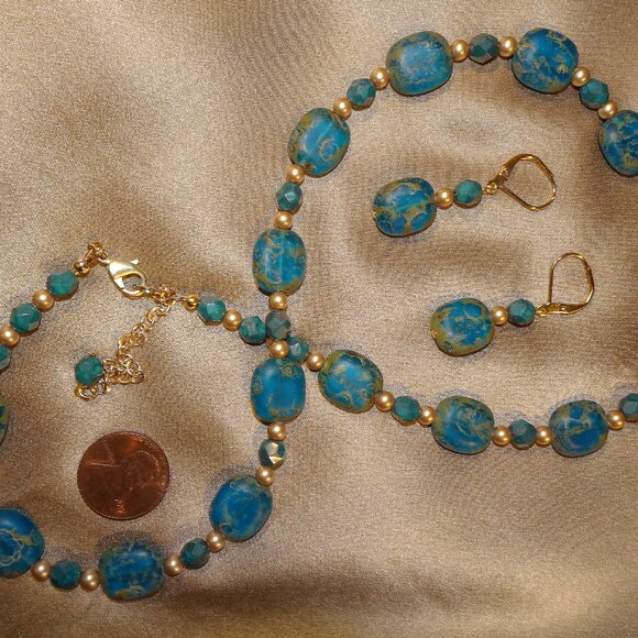 Czech glass necklace/earring set in Mediterranean blue with Picasso matte finish - Picture 3 of 9